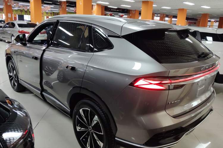 Used Roewe RX5 2023 1.5T Luxury Sliding-Screen Version