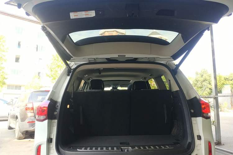 Used SAIC MAXUS D90 2017 2.0T Automatic Two-Wheel Drive - Uranus