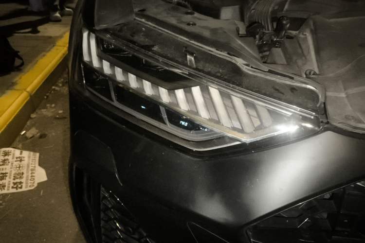 Used Audi A7L 2022 55 TFSI quattro S-line Zhiyuan Crystal Flow Package
