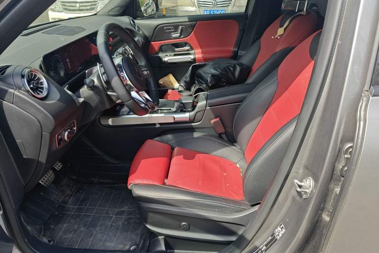 Used Mercedes-Benz GLB AMG 2021-Year Restyled AMG GLB 35 4MATIC Left Front Seat