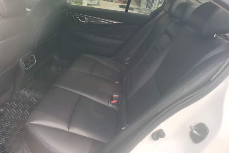 Used Infiniti Q50L 2018 2.0T Comfort Edition China VI Standard