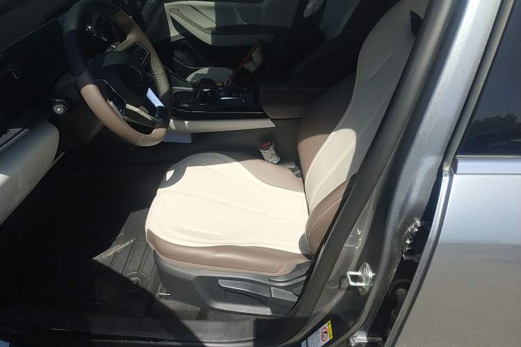 Used BYD Qin PLUS 2023 Champion Edition DM-i 55KM Leading Model
