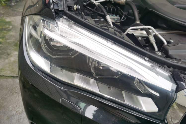 Used BMW X5 2017 xDrive28i Right Front Headlight