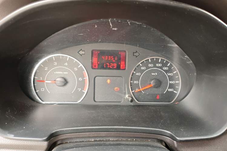 Used Wuling Hongguang V 2021 1.5L Jingqu Edition Enclosed-Window Vehicle LAR Instrument Cluster