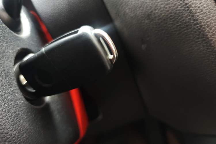 Used Volkswagen Sagitar 2012 1.4TSI Automatic Luxury Edition