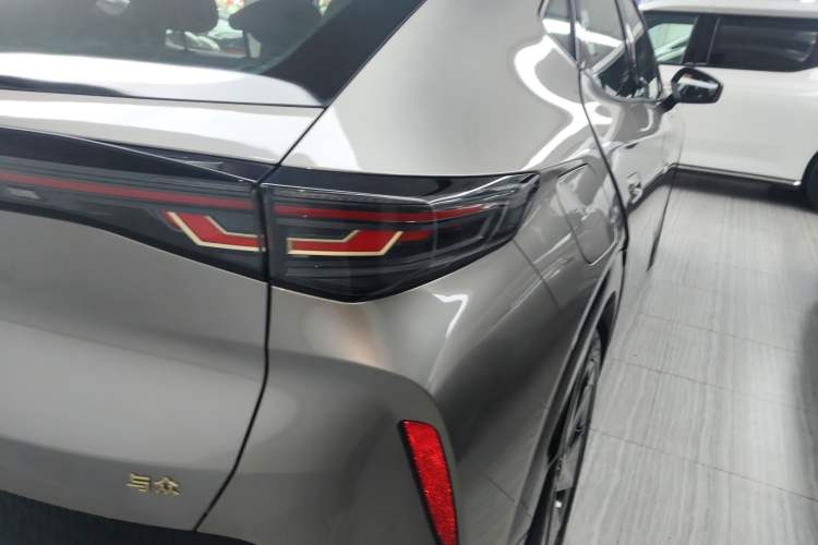 Used Volkswagen ID.UNYX 2024 Pro Long-Range Version