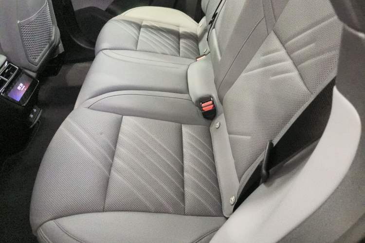 Used Zeekr 001 2025 WE Edition 95 kWh All-Wheel Drive
