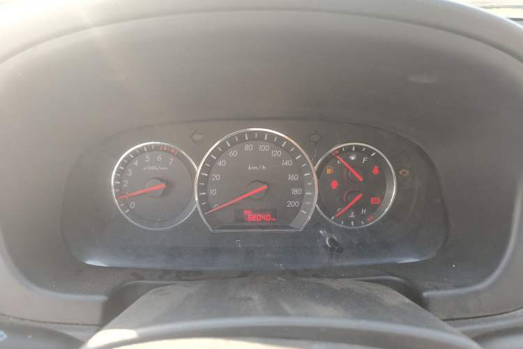 Used Changan Alsvin V3 2015 1.4L Manual Meiruan Model China V Standard