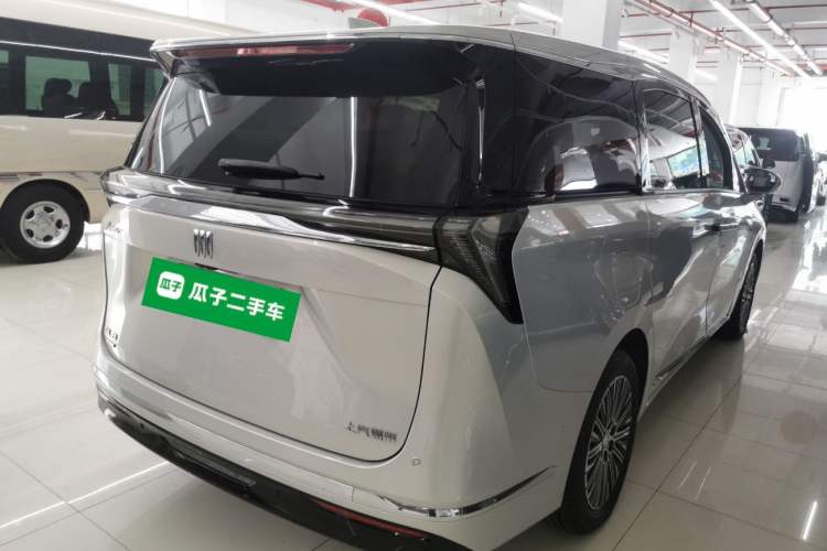 Used Buick GL8 New Energy 2024 Lu Zun Luxury Edition 7-Seater Rear Right 45 Deg