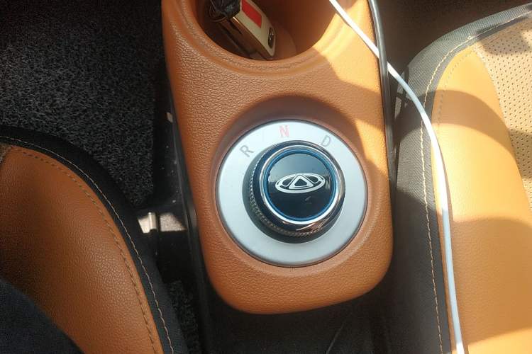 Used Chery QQ Little Ant 2018 400 4-Seater Smart Edition Gear Lever