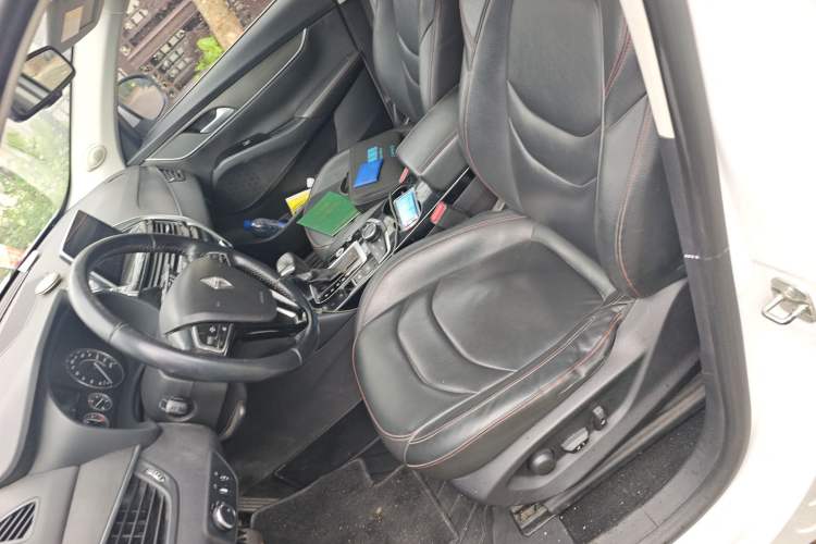 Used BORGWARD BX5 2017 20TGDI Automatic Two-Wheel Drive Entry-Level Edition
