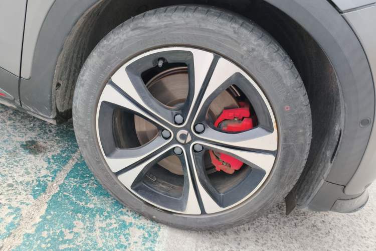 Used smart #3 2023 BRABUS Performance Edition Right Front Wheel Hub