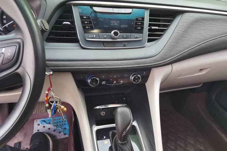 Used Buick GL6 2018 18T 6-Seater Elite Model
