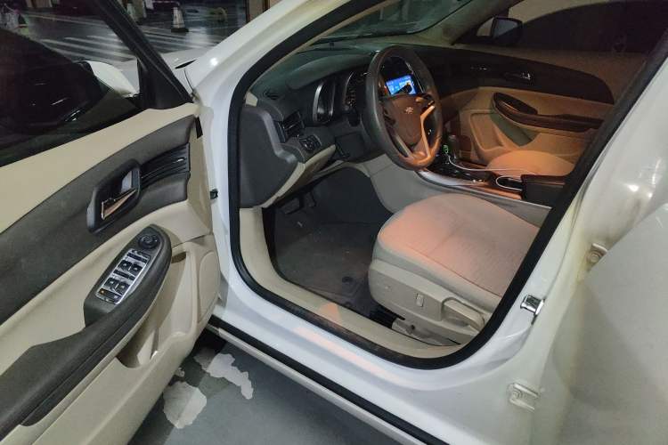 Used Chevrolet Malibu 2014 2.0L Automatic Comfort Edition
