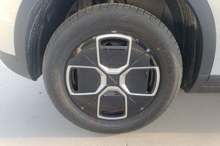 Used AION UT 2025 330 Starlight Edition