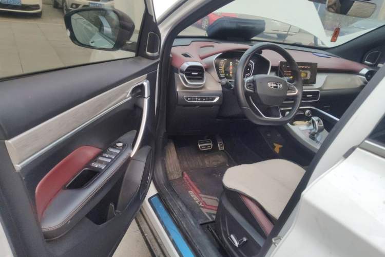 Used Geely Auto Coolray 2019 Sport Model 260T DCT Battle China V Standard
