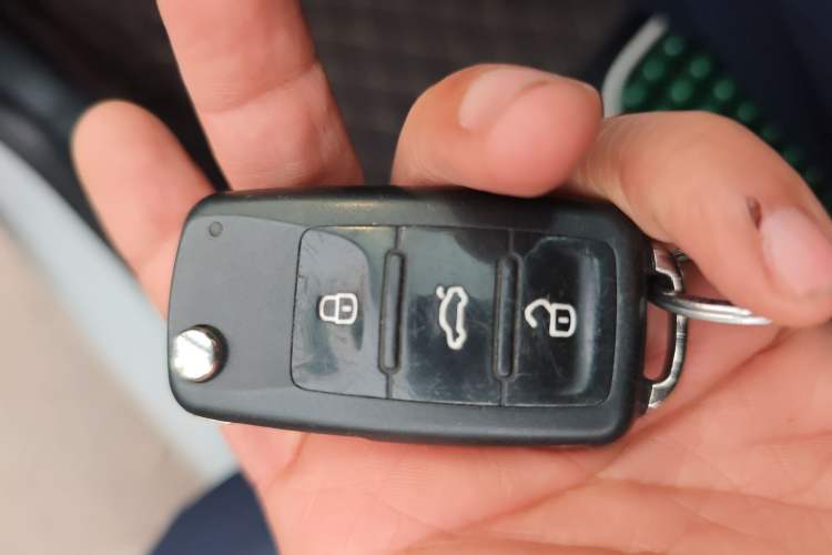 Used Volkswagen Lavida 2019 Lavida Start 1.5L Automatic Trendy Version China VI Standard Vehicle Key