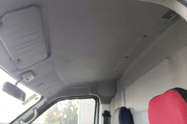 Used Dongfeng Yufeng EM27 2024 EM27L BYD CATL 41.86 kWh Headliner