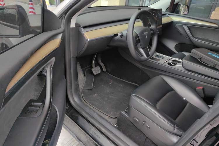 Used Tesla Model Y 2022 Revised Version Rear-Wheel Drive Driver Seat