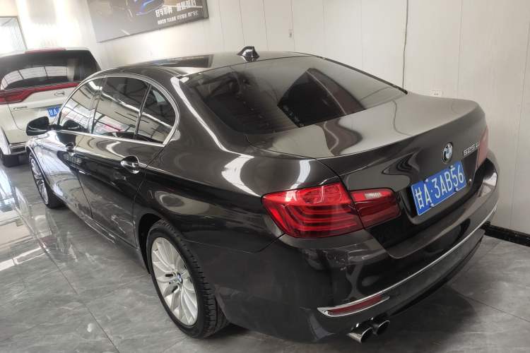 Used BMW 5 Series 2014 525Li Luxury Design Package
