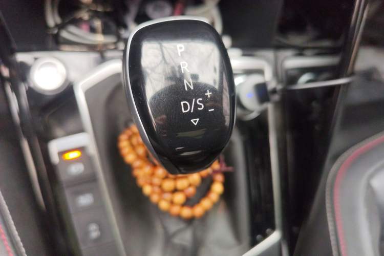 Used Volkswagen Tayron 2019 330TSI Two-Wheel Drive Luxury Model China VI Standard Gear Lever