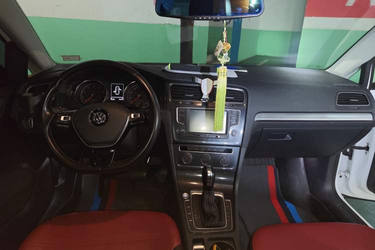 Used Volkswagen Golf 2017 230TSI Automatic Comfort Edition – Celebrating Milestone of One Million Units