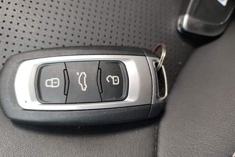 Used Geely Auto Emgrand GL 2018 1.4T DCT Elite Smart Connectivity Version
