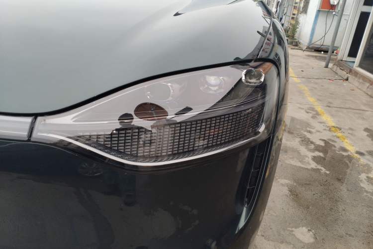 Used Hima AITO M9 2024 Range-Extended Ultra Version 52 kWh 5-Seater Model Left Front Headlight