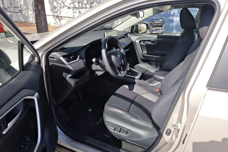 Used Toyota Wildlander New Energy 2021 High-Performance Edition 2.5L Two-Wheel Drive Powerful Version
