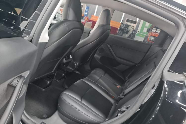 Used Tesla Model Y 2024 Rear-Wheel-Drive Version
