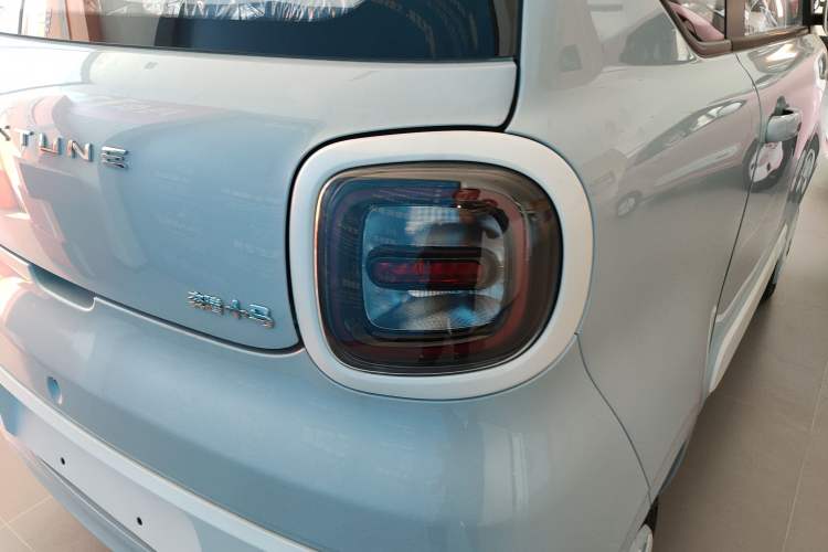 Used Bestune Pony 2026 222km Colorful Horse Right Rear Taillight