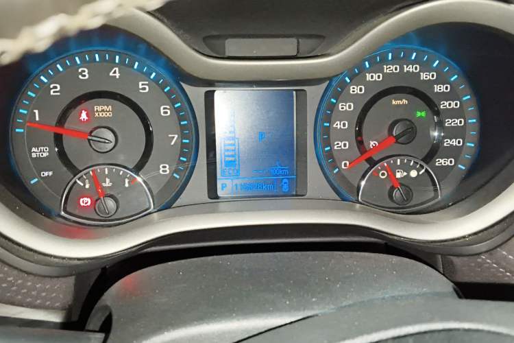 Used Chevrolet Malibu 2018 530T Automatic Luxury Edition Odometer Close Up