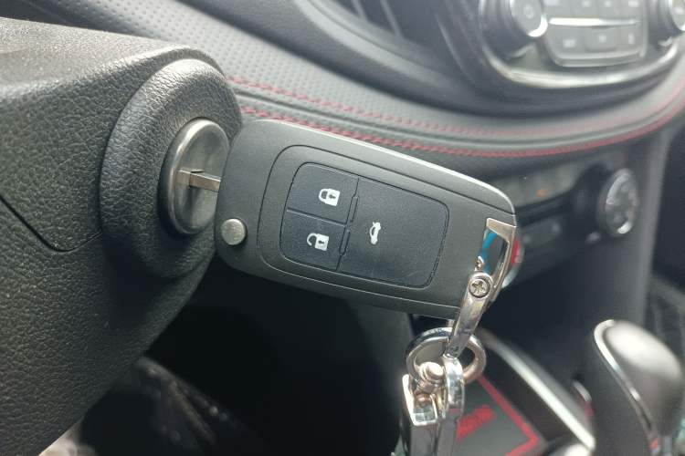 Used Chevrolet Monza 2022 Light Hybrid RS 330T Automatic Comfort Edition