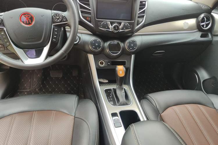 Used BYD Song 2018 1.5TID Automatic Smart Connect Prestige Model