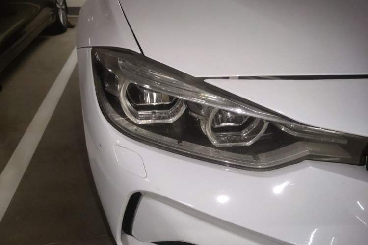 Used BMW 3 Series 2016 320Li Ambition Model
