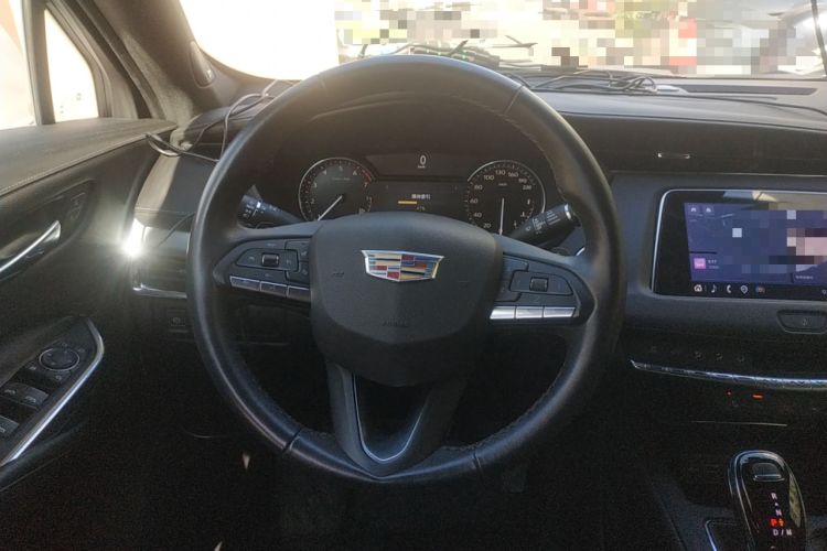 Used Cadillac XT4 2022 28T Two-Wheel-Drive Luxury Version