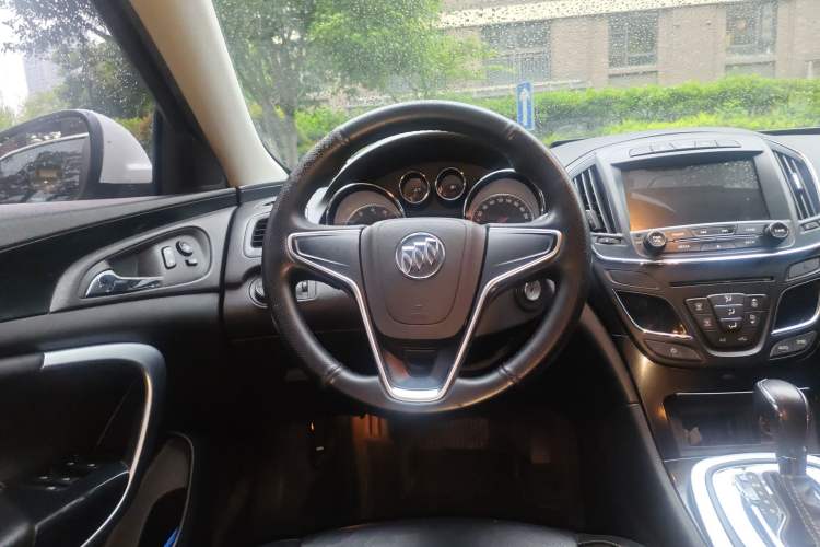 Used Buick Regal 2015 1.6T Leading Technology Model Steering Wheel