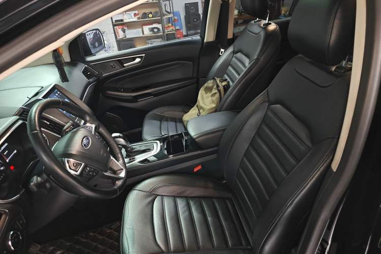 Used Ford Edge 2018 EcoBoost 245 Two-Wheel-Drive Titanium 7-Seater China V Standard