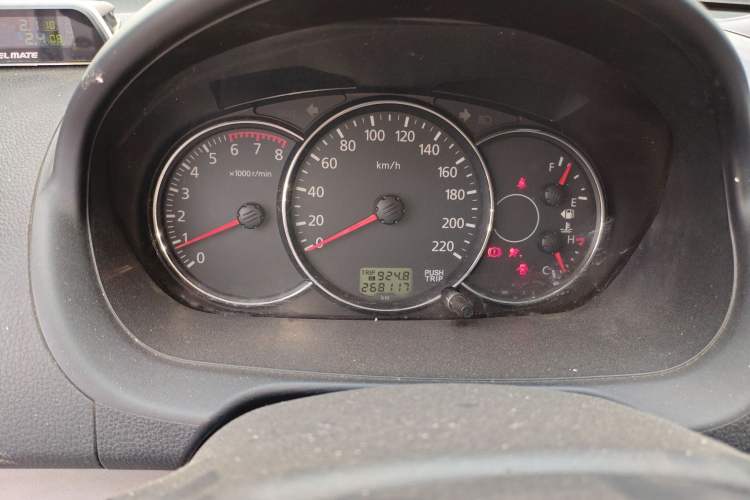 Used Mitsubishi Pajero Sport 2013 2.4L Manual Two-Wheel Drive Comfort Edition Odometer Close Up