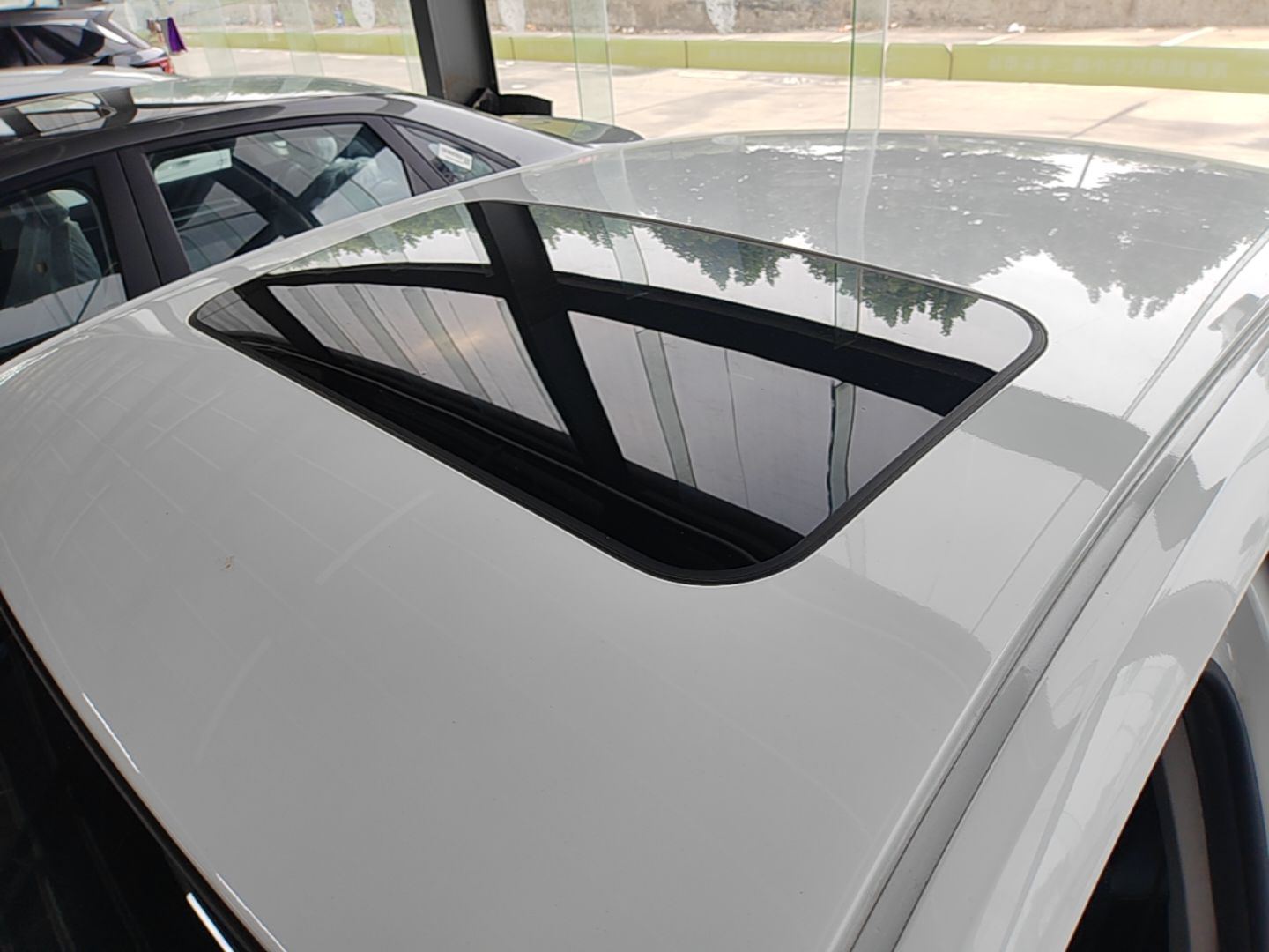 Geely Auto Emgrand 2022 4th Generation 1.5L CVT Luxury Model - Premium — снимка 7