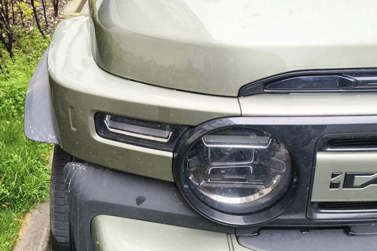 Used iCAR V23 2025 401 Two-Wheel Drive Advanced Edition Right Front Headlight