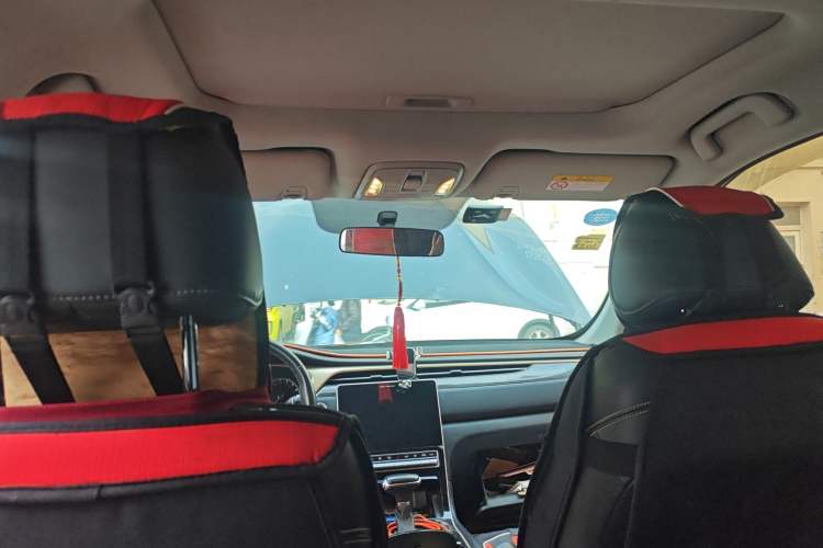 Used GAC Trumpchi GS5 2019 235T Automatic Luxury Edition Headliner