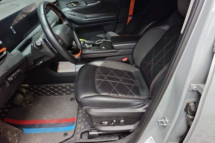 Used EXEED Lingyun 2022 Lingyun S 400T All-Wheel-Drive Superpower PRO Edition Left Front Seat