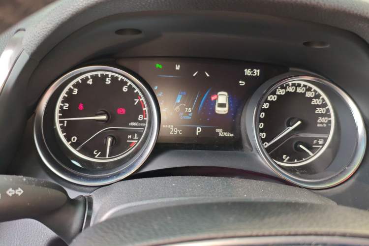 Used Toyota Camry 2019 2.0G Luxury Edition China VI Standard