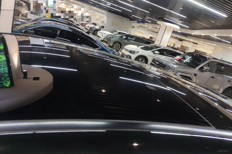 Used Mercedes-Benz EQE SUV 2024 500 4MATIC Luxury Edition Roof