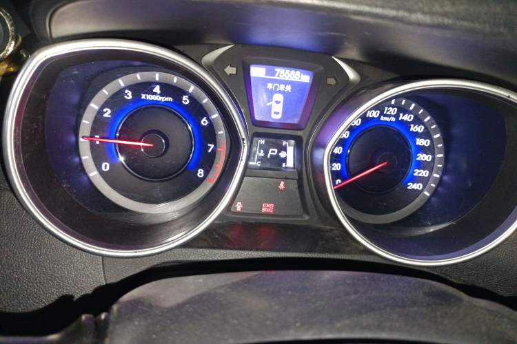 Used Hyundai Elantra (5th Generation / Langdong) 2016 1.6L Automatic Prestige Model Instrument Cluster