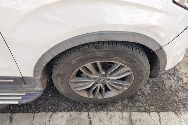 Used Chery Tiggo 5 2015 2.0L CVT Jiayue Edition Right Front Wheel Hub