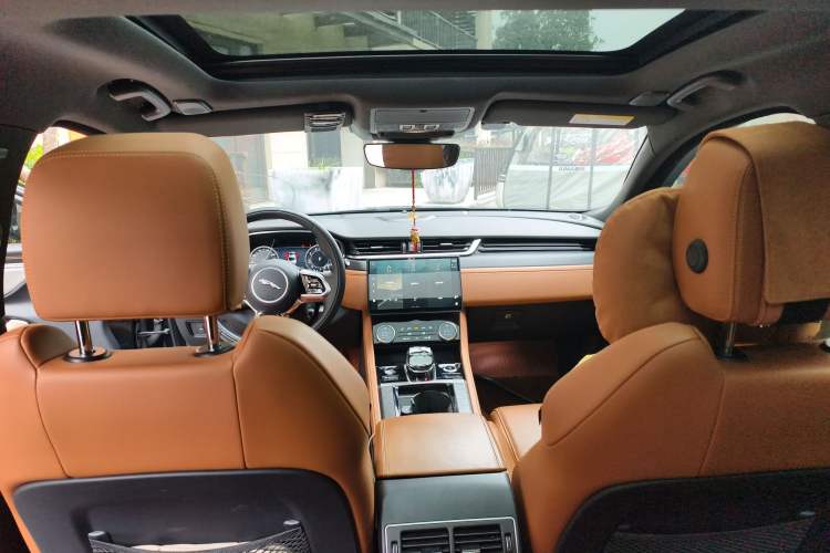 Used Jaguar XFL 2023 XFL 2.0T P300 Four-Wheel-Drive Flagship Sport Edition
