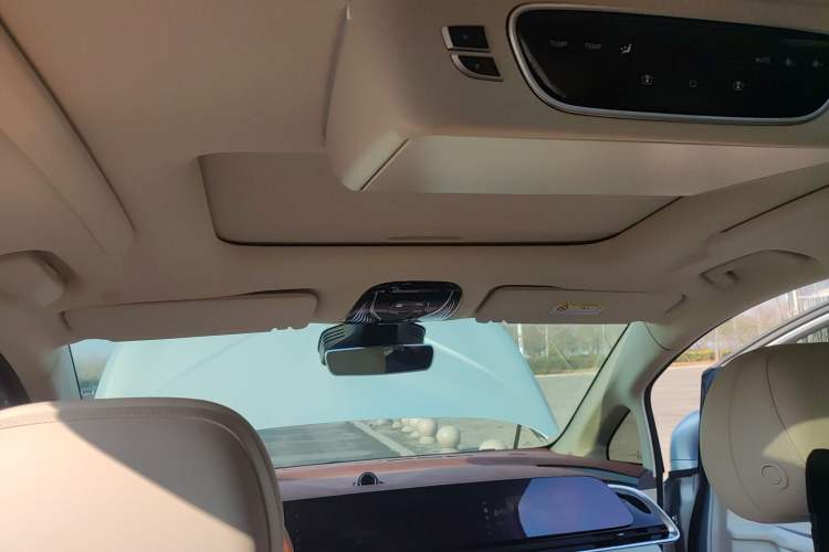 Used VOYAH Dream 2022 Low-Carbon Edition Dream+ Smart Enjoyment Package