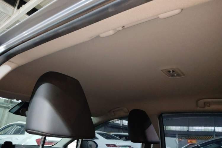 Used Toyota bZ3 2024 517 km Elite PRO Headliner